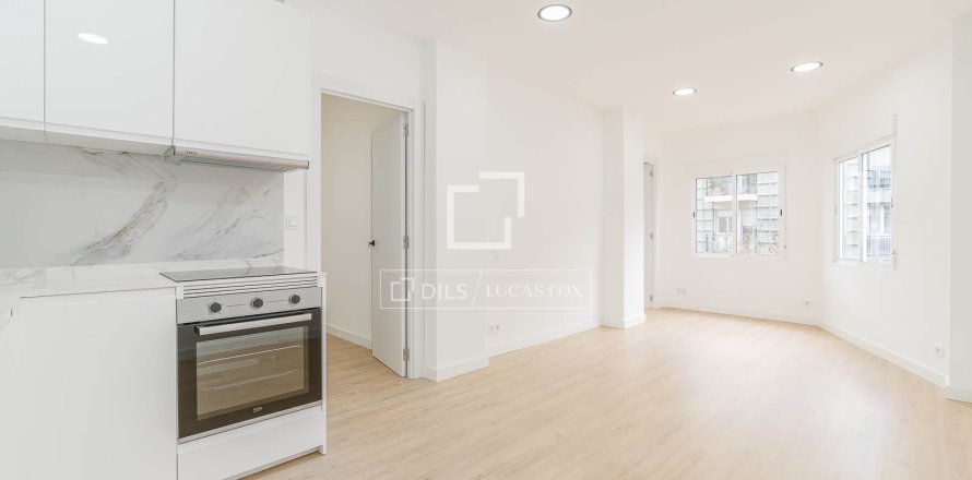 Apartament w Barcelona, Hiszpania 3 sypialnie, 66 mkw. nr 160844