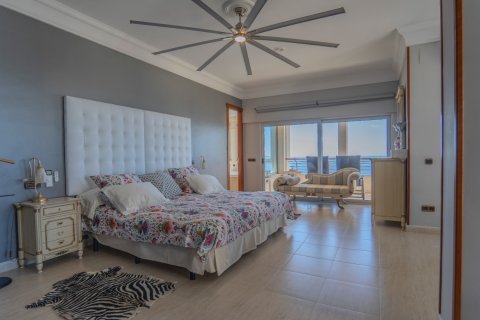 Продажа квартиры в Бенидорм, Аликанте, Испания 5 спален, 412м2 №118841 - фото 29