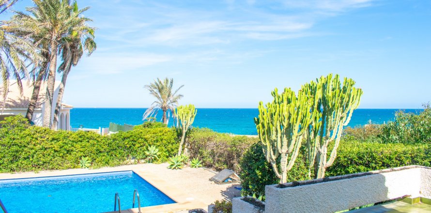 Villa Cabo Roig, Alicante, Spanien 5 sovrum, 348 kvm. Nr. 118846