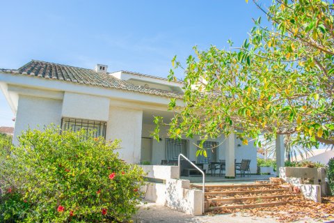 Villa till salu Cabo Roig, Alicante, Spanien 5 sovrum, 348 kvm. Nr. 118846 - foto 4