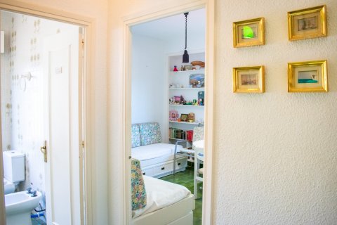 Villa till salu Cabo Roig, Alicante, Spanien 5 sovrum, 348 kvm. Nr. 118846 - foto 24