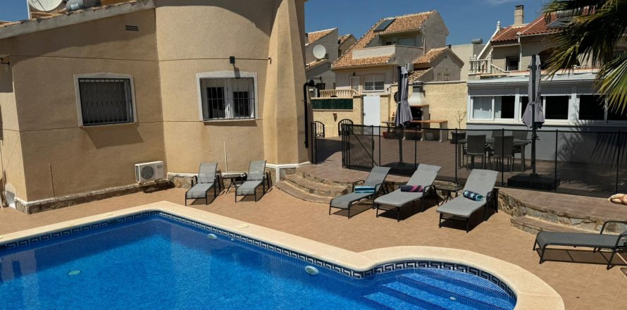 Villa Ciudad Quesada, Alicante, Spain 5 bedrooms, 202 sq.m. No. 118851