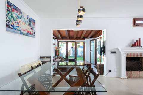 House for sale Marbella, Malaga, Spain 3 bedrooms, 112 sq.m. No. 107581 - photo 3