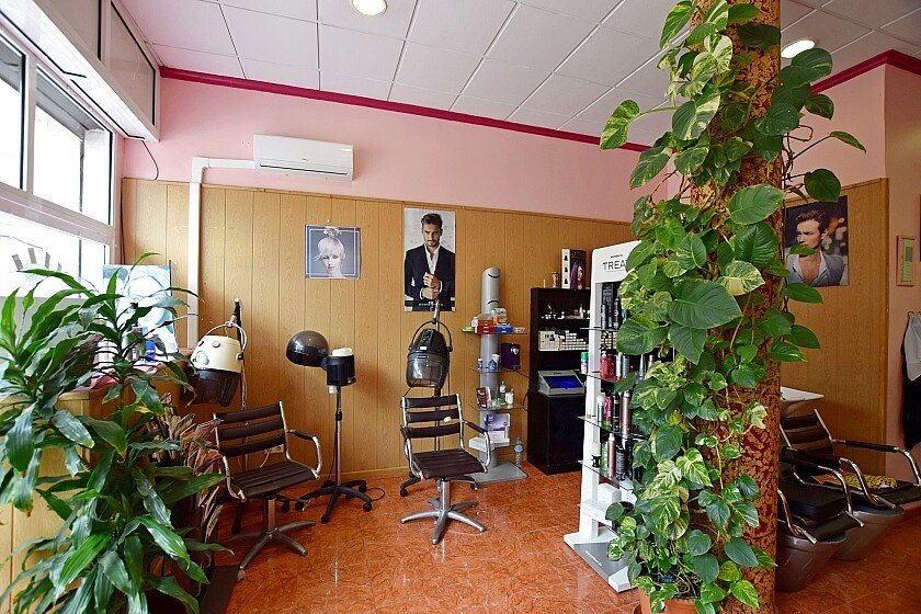 Gewerbeimmobilien in Torrevieja, Alicante, Spanien 1 Schlafzimmer, 90 m2 Nr. 103539