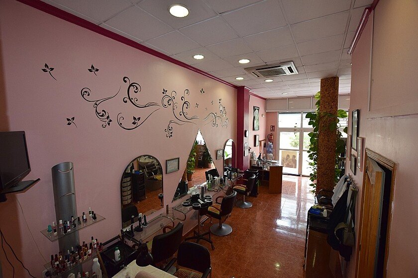 Gewerbeimmobilien in Torrevieja, Alicante, Spanien 1 Schlafzimmer, 90 m2 Nr. 103539