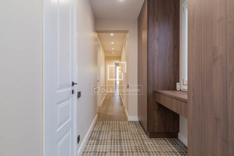 Dzīvoklis pārdošanā Barcelona, Spānijā 4 istabas, 153 m2 Nr. 150729 - attēls 29
