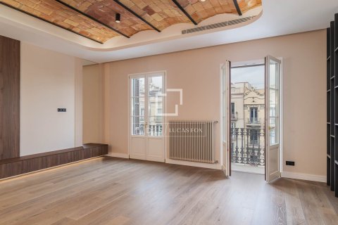 Dzīvoklis pārdošanā Barcelona, Spānijā 4 istabas, 153 m2 Nr. 150729 - attēls 2