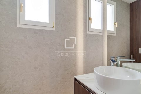 Dzīvoklis pārdošanā Barcelona, Spānijā 4 istabas, 153 m2 Nr. 150729 - attēls 30