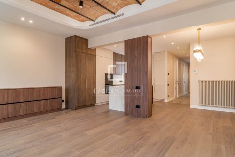 Dzīvoklis pārdošanā Barcelona, Spānijā 4 istabas, 153 m2 Nr. 150729 - attēls 4