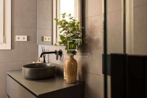 Apartamento en venta en Barcelona, España 3 dormitorios, 120 m2 No. 150728 - foto 24