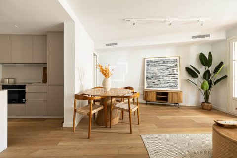 Apartamento en venta en Barcelona, España 3 dormitorios, 120 m2 No. 150730 - foto 6