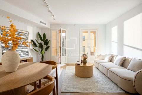 Apartamento en venta en Barcelona, España 3 dormitorios, 120 m2 No. 150730 - foto 5