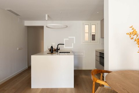 Apartamento en venta en Barcelona, España 3 dormitorios, 120 m2 No. 150730 - foto 9