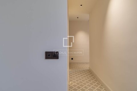 Huoneisto myytävänä Barcelona, Espanja, 3 makuuhuonetta, 113 m2 No. 150731 - kuva 16