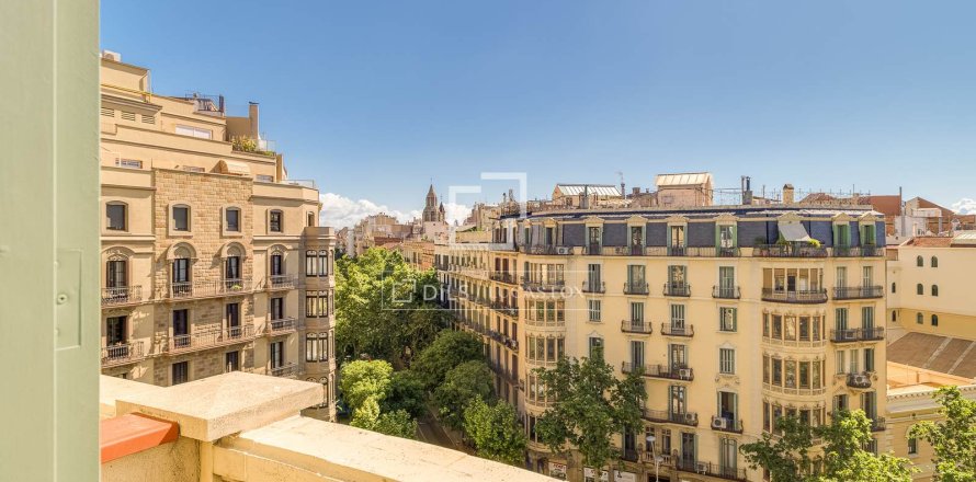 Huoneisto Barcelona, Espanja 3 makuuhuonetta, 113 m2 No. 150731