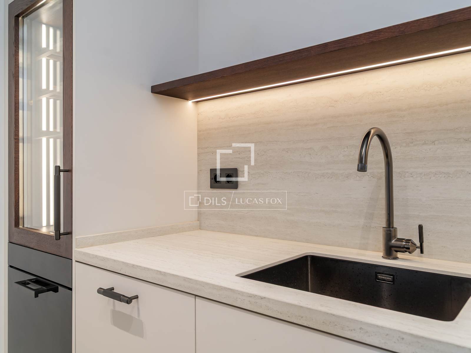 Appartamento a Barcelona, Spagna 3 camere da letto, 113 mq. N° 150731