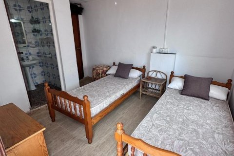 Kattohuoneisto myytävänä La Mata, Alicante, Espanja, 4 makuuhuonetta, 138 m2 No. 116854 - kuva 16