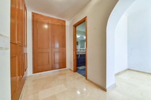 Huvila myytävänä Altea, Alicante, Espanja, 3 makuuhuonetta, 810 m2 No. 186947 - kuva 21