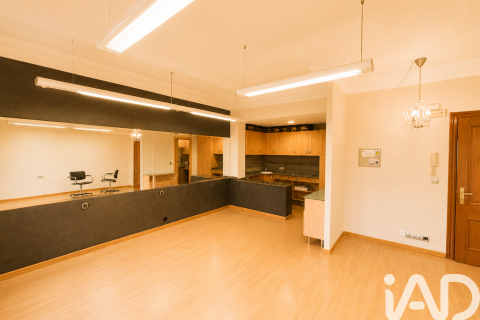 Liikekiinteistö vuokrattavana Leon, Espanja , 48 m2 No. 172101 - kuva 10