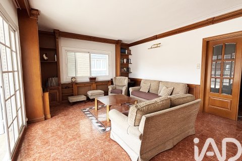Huoneisto vuokrattavana Barcelona, Espanja, 5 makuuhuonetta, 242 m2 No. 172103 - kuva 6