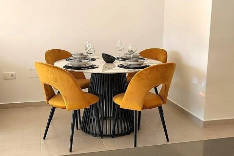Huoneisto myytävänä San Miguel de Salinas, Alicante, Espanja, 2 makuuhuonetta, 93 m2 No. 116171 - kuva 20