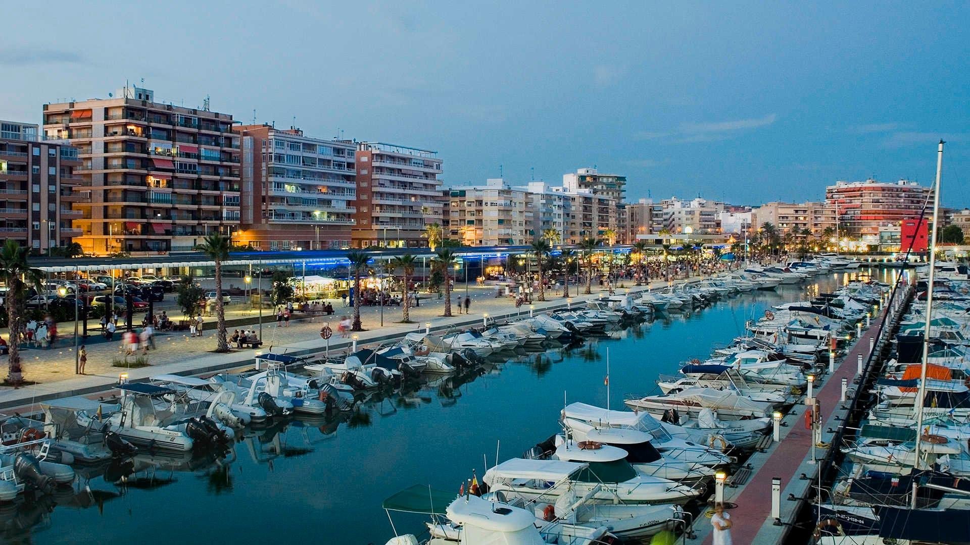 Apartment in Santa Pola, Alicante, Spain 2 bedrooms, 84 sq.m. No. 112519