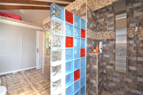 Villa for sale Villamartin, Alicante, Spain 4 bedrooms, 325 sq.m. No. 136978 - photo 20