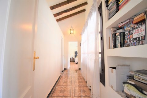 Villa for sale Villamartin, Alicante, Spain 4 bedrooms, 325 sq.m. No. 136978 - photo 15