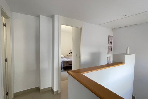 Paritalo myytävänä Punta Prima, Alicante, Espanja, 3 makuuhuonetta, 146 m2 No. 136972 - kuva 19