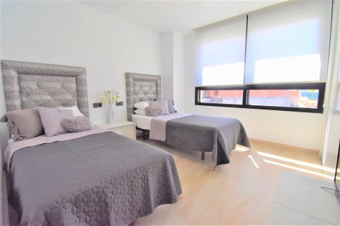 Villa in vendita Villamartin, Alicante, Spagna 3 camere da letto, 193 mq. N° 136977 - foto 15