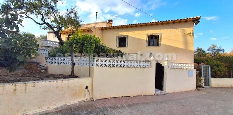 Casa a Seron, Almeria, Spagna 3 camere da letto, 180 mq. N° 183999