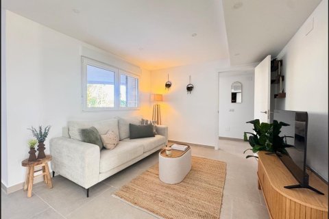 Apartment for sale in Torrevieja, Alicante, Spain 2 bedrooms, 89 sq.m. No. 189069 - photo 9