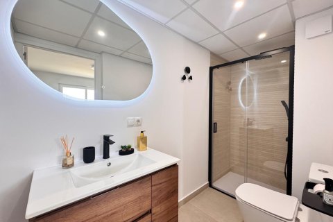 Apartment for sale in Torrevieja, Alicante, Spain 2 bedrooms, 89 sq.m. No. 189069 - photo 6
