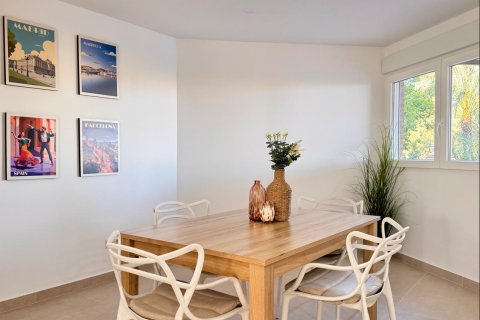 Apartment for sale in Torrevieja, Alicante, Spain 2 bedrooms, 89 sq.m. No. 189069 - photo 8