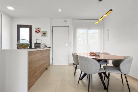 Apartment for sale in Pilar de la Horadada, Alicante, Spain 2 bedrooms, 75 sq.m. No. 189066 - photo 22