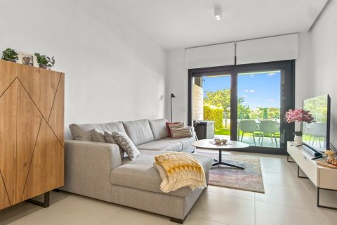 Apartment for sale in Pilar de la Horadada, Alicante, Spain 2 bedrooms, 75 sq.m. No. 189066 - photo 12