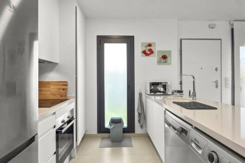 Apartment for sale in Pilar de la Horadada, Alicante, Spain 2 bedrooms, 75 sq.m. No. 189066 - photo 5