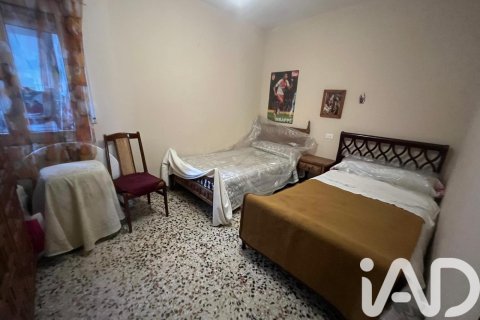 Apartment for sale in Ciudad Rodrigo, Salamanca, Spain 3 bedrooms, 119 sq.m. No. 185075 - photo 21