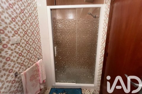 Apartment for sale in Ciudad Rodrigo, Salamanca, Spain 3 bedrooms, 119 sq.m. No. 185075 - photo 12