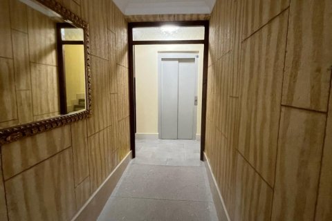 Apartment for sale in Ciudad Rodrigo, Salamanca, Spain 3 bedrooms, 119 sq.m. No. 185075 - photo 4