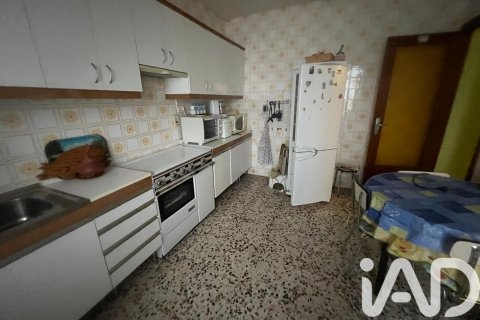 Apartment for sale in Ciudad Rodrigo, Salamanca, Spain 3 bedrooms, 119 sq.m. No. 185075 - photo 16