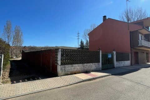 Land plot for sale in Santovenia de la Valdoncina, Leon, Spain 264 sq.m. No. 185073 - photo 5