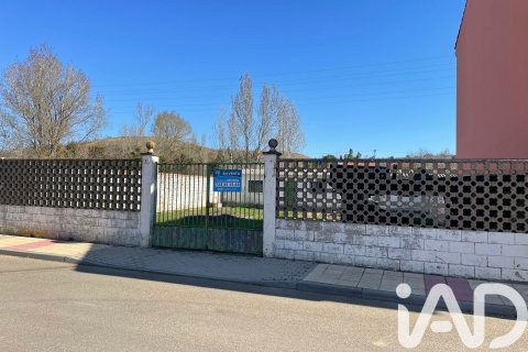 Land plot for sale in Santovenia de la Valdoncina, Leon, Spain 264 sq.m. No. 185073 - photo 8