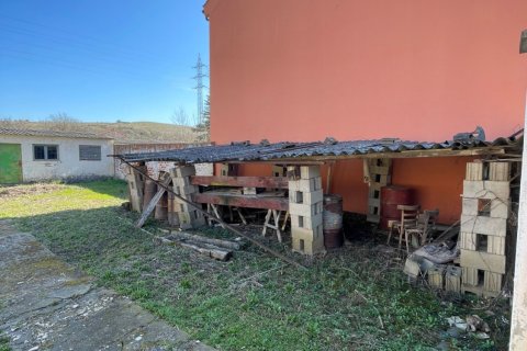 Land plot for sale in Santovenia de la Valdoncina, Leon, Spain 264 sq.m. No. 185073 - photo 4