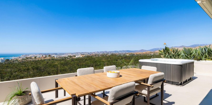 Penthouse in Fuengirola, Malaga, Spain 3 bedrooms, 133 sq.m. No. 169658