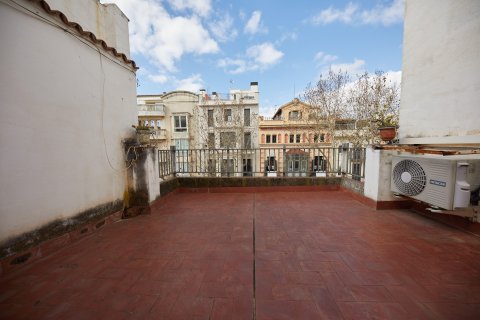 Dom w Vilanova i la Geltru, Barcelona, Hiszpania 5 sypialni, 334 mkw. nr 167170 – zdjęcie 3