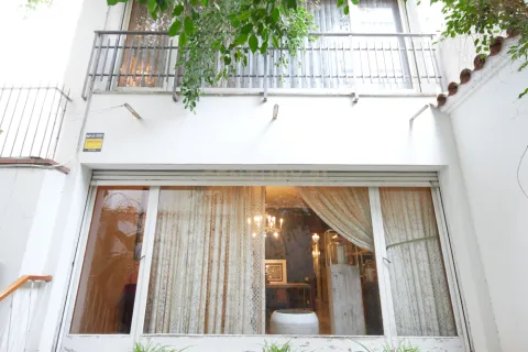 Casa a Vilanova i la Geltru, Barcelona, Spagna 5 camere da letto, 334 mq. N° 167170