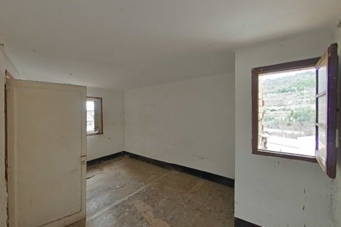 Commercial property for sale in Puig-reig, Barcelona, Spain 2 bedrooms, 477 sq.m. No. 167174 - photo 2