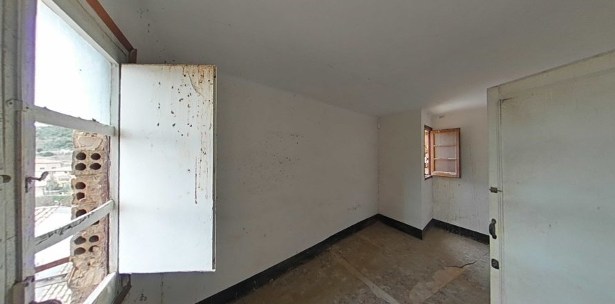 Commercial property in Puig-reig, Barcelona, Spain 2 bedrooms, 477 sq.m. No. 167174