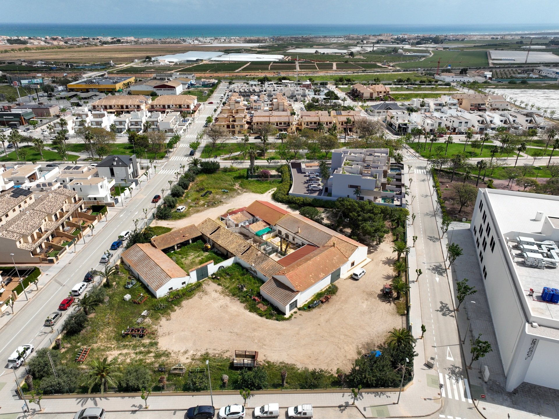 Villa a Pilar de la Horadada, Alicante, Spagna 3 camere da letto, 125 mq. N° 134102